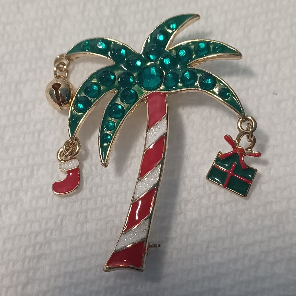 Holiday Brooch Palm Tree Green Rhinestones, Enameling, And Dangles Goldtone 2"